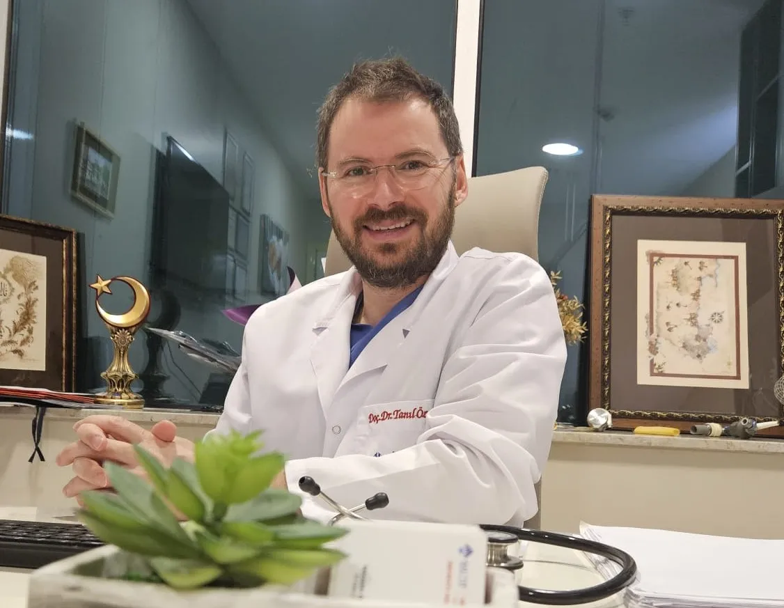 Dr. Tanıl Özer - Kalp ve Damar Cerrahisi